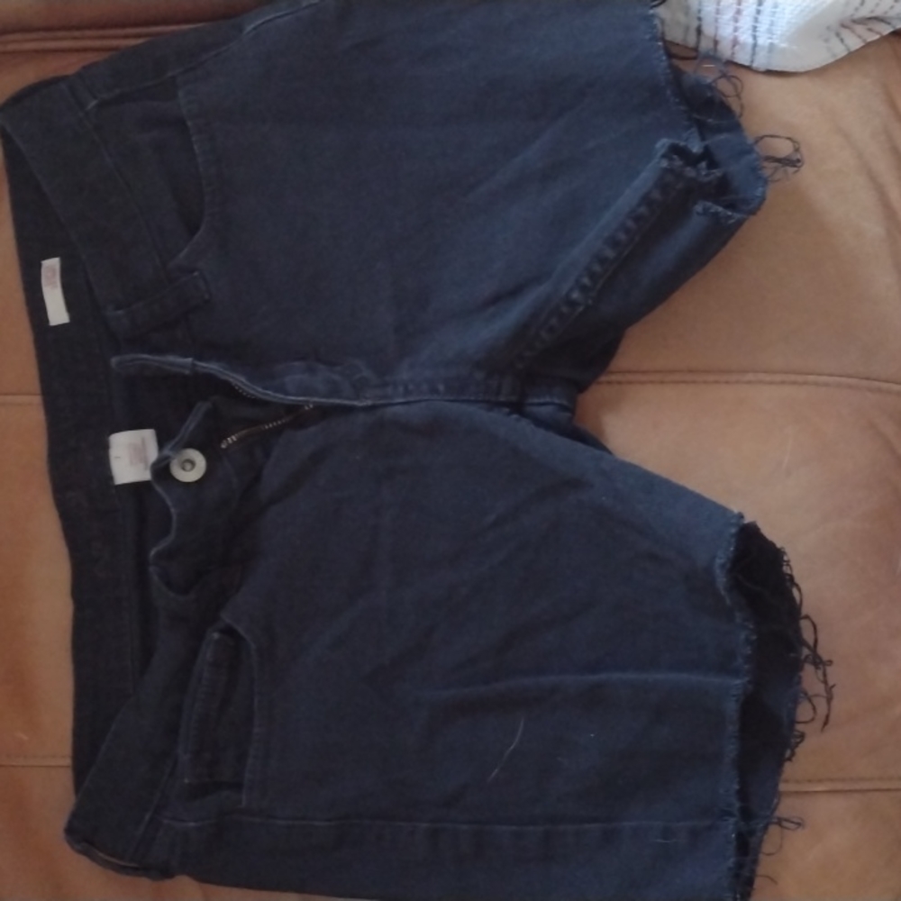 Size 7, black shorts, brand Arizona Jeans